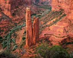 Spider Woman´s Rock in Canyon del Muerto (2001) Spider Rock